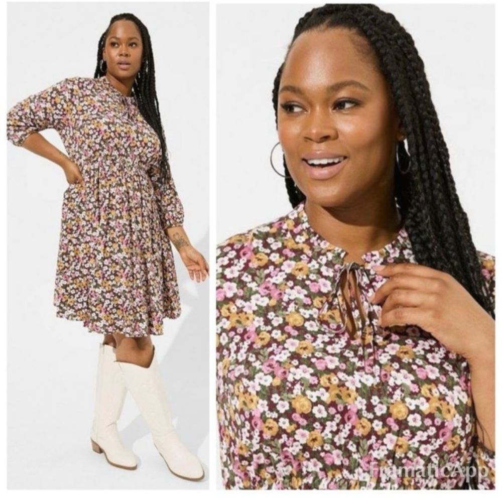 🆕 NWT F Torrid Mini Stretch Challis Front Keyhole Dress Floral size 1 /14-16